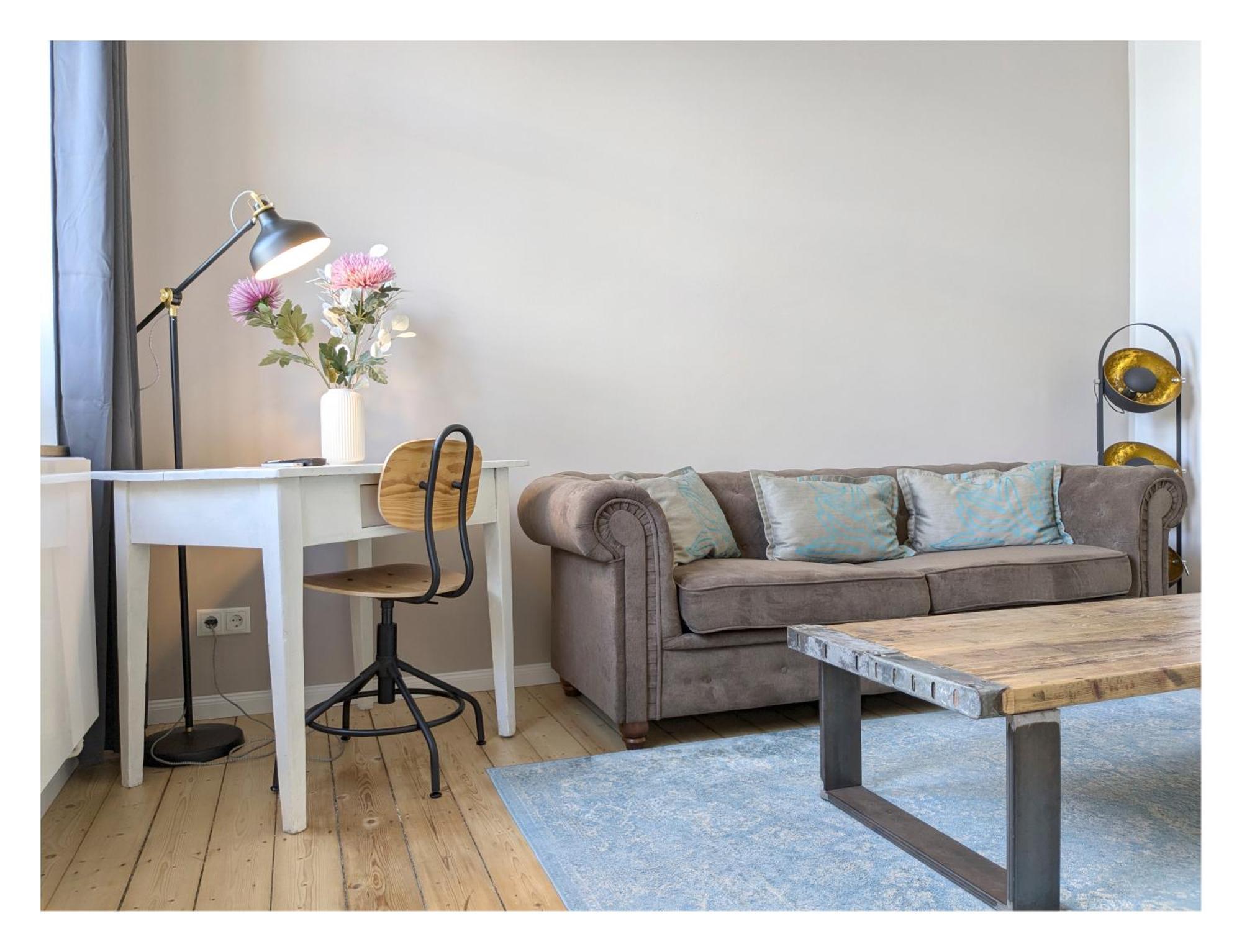2 Zi Whg Zentral, Altbau, Renoviert 4P Lägenhet Hannover Exteriör bild