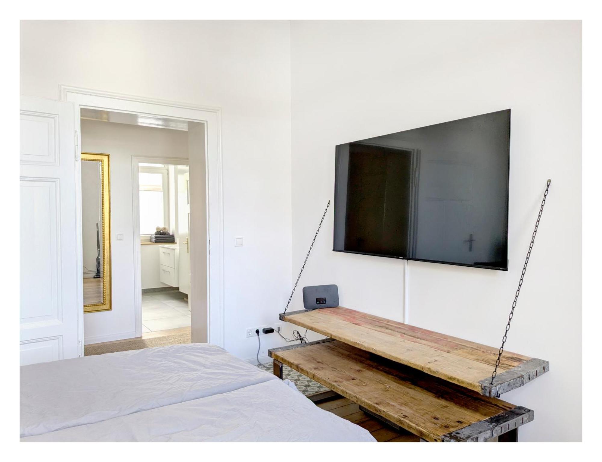 2 Zi Whg Zentral, Altbau, Renoviert 4P Lägenhet Hannover Exteriör bild